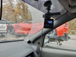 Так вот откуда его везли днями....... Я думал издалека гиперкар на гонки везут, а оказалось - катер!