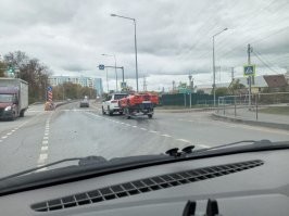 Так вот откуда его везли днями....... Я думал издалека гиперкар на гонки везут, а оказалось - катер!