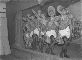 "способ снять стресс", так это раньше называлось оказывается? )) извращенцы бриты фу.