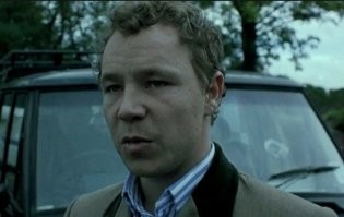 В Новосибирске мужик поругался с цыганами и выгнал их из автобуса