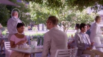 В сериале Черное зеркало. Сезон 3 серия 1 "Нырок".  Хорошая серия про социальный рейтинг. Там у всех контактные линзы, которыми можно сразу видеть у кого какой рейтинг. В зависимости от рейтинга можно машину взять в шеринг, жить в правильном комфортном районе. У героини серии как раз неудачный день случился и у нее резко рейтинг вниз пополз и она начала сталкиваться с ограничениями, которых до сих пор не было. 

.. ну что, посмотрим как получится у китайцев. Идея то давно в воздухе витает. При правильном применении, коммунизм - дело хорошее и правильное.  
В конце концов у нас здесь и сейчас тоже есть и кредитки,  и автобусы без турникетов. А на некоторых предприятиях и службах до сих пор характеристики пишут и личные дела ведут.  Лично мне от этого хорошо и комфортно. А кто то и на обычные паспорта будет возмущаться  "Цифровой концлагерь! Нас посчитали!"