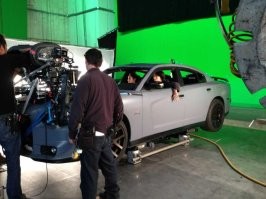 Бабуля на кабриолете стала личным водителем омского чиновника