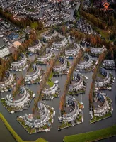 Неделю там отдыхали. Катер в аренду брали. Это MarinaPark Lemmer в Голландии(Нидерландах)