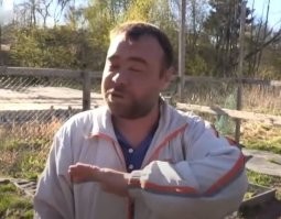 В Белоруссии задержали двух умельцев, смастеривших самогонный мини-завод из старого УАЗа