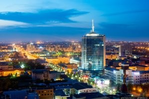 несколько не соответсвует реальная картинка Челябинска и то что представили авторы сериала. Гребаные янки!