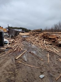 Да хохлы, кто ещё... Больше не кому