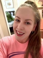 Очень важно это всем показать и улыбаться. Ждём фото с ножом в шее