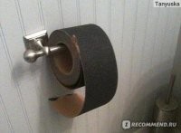 "один хрен жопу подтирать чем"

Ну не скажи..