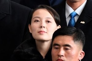 А чем вам не нравится Ким? Ким Ё Чжон - не только надежная опора своего брата, но и симпатичная женщина.