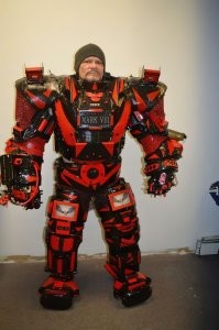 А шапочка то же супер прочная и мишка не сможет её откусить?