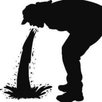 какая же у нее отвратная рожа! в тряпки цветастые нарядить и вылитая цыга.