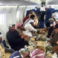 15 правдивых ситуаций, которые могут подстерегать в самолёте любого