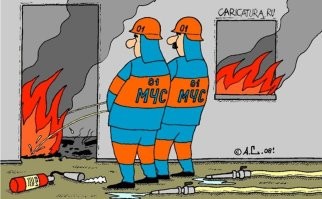 Предположение о нерабочей\отсутствующей пожарной системе оспаривать не буду. И такое может быть. А еще напомню то, о чем часто забывают - пожарные системы справляются далеко не со всеми возгораниями. Нам в свое время демонстрировали как горят краски. Над ними срабатывают капсулы пожаротушения (там стержни такие с порошком - взрываются от нагрева и тушат) - подрыв, облако пыли и через него обратно разгорается пламя. Потом срабатывает потолочный распылитель и заливает водой. Угу. В итоге растекается лужа с поверхностным слоем из горящей краски. Словом - автоматика не справилась. Человек с брандспойтом сбил бы такое пламя с большой вероятностью - а вот автоматика справится не всякая. Собственно, нам и демонстрировали что пожарная система пожарной системе рознь, и для каждого типа пожаров есть свои решения. Если пожарная система рассчитана "по минимуму" а тушить надо сотни литров горящей краски - то без шансов. И тут даже руководство винить сложно, так как не вдаются они в "нюансы". Раз система пожаротушения есть - то к демонам подробности.