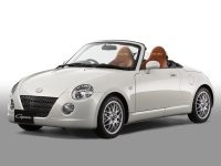 Напоминает Daihatsu Copen