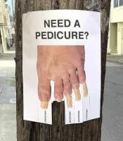 "Шокирует? Да! Привлекает внимание? Да!"

Привлекает клиентов - НЕТ!