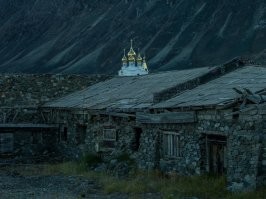 Хм... скорее приют идиотизма верочки ...  верочки в древнееврейские "народные "  сказки! Миллиардные траты НАРОДНЫХ денег- налогов граждан России.
. ...блин тем более на Чукотке! Со своими ...верованиями! ничего общего не имеющими с верованиями  озабоченных крестоносцев.