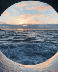 Кайфовый ролик, жаль короткий.