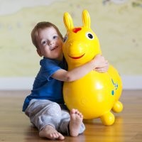Третья стадия  привычек к надувным игрушкам....