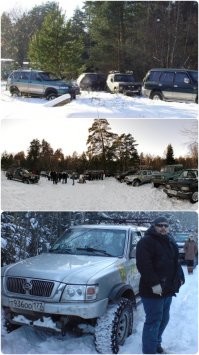 Это было лет 13 назад. :) 
Не помню, конечно. 

Их и тогда мало было. 
По словам товарища, их выпустили всего 234 штуки. Ага, хорошая цифра. :) 

Поехал он с нами на покатушки, вода в редуктора попала, потом замерзла. 
Он попытался тронутся, порвал оба. 
Так, на буксире, его домой и довезли. 

Вот, фотографию нашёл.