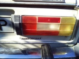 Не вырубишь и топором: забавные надписи на автомобилях
