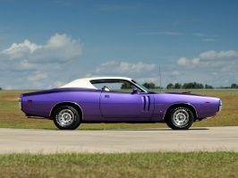Dodge Charger 1971 года c 7-литровым мотором ушёл с молотка за 14 миллионов рублей
