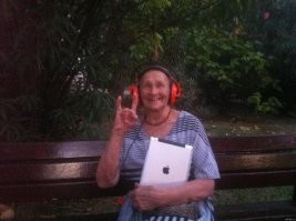 алле, афтар! бабка купила усилок?! может слуховой аппарат для слабослышащих?!