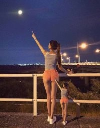 На последней фотке, вероятно, должно было быть нечто вроде этого: