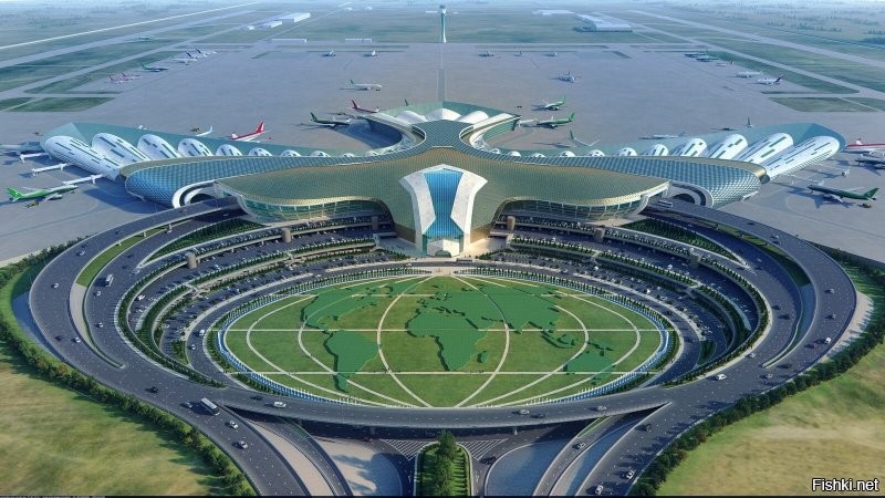 Статуя голубя - это особенность, которая удивляет? Серьёзно?
Что тогда говорить про аэропорты Туркменистана в виде голубей?