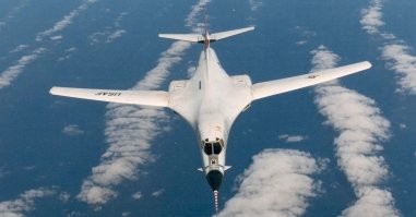 Хонда может и нет, а Роквел так умел 50 лет назад. К слову этот самолёт появился на 10 лет раньше ТУшки и сходство прям очень заметно.