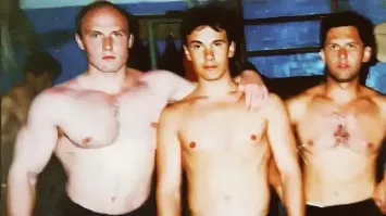 Я так и знал что Киану выходец из Люберов,