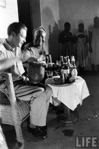 Знаменитое путешествие в Бафут. Джеральд и фон Ахиримби II.