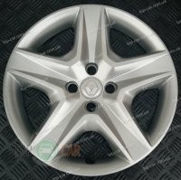 Вот как держится этот колпак, только на защелках, а хомуты для того что бы крепче держало.