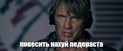 В Новосибирске гопник отобрал у незрячего мужчины телефон