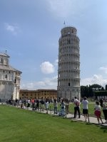 Интересно это в какое время нужно туда придти что бы сделать нормальное фото . Вот фотки с прошлых выходных . Там почему то очень много китайцев и англичан которые делают по 40 фоток и не дают другим нормально сфоткаться .