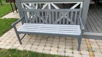 Пару лет назад жена говорит ну вот вся мебель садовая пришла в негодность нужно новую покупать . Просто взял шлиф машинку краску и тд , где нужно было поменял шурупы и болты и получилось все как новое . Пока стоит и дополнительно ни чего не нужно делать .