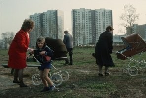 Пугачева с галкиным гуляют с маленькой Орбакайте !!!