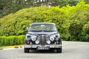 Второй Марк мне больше нравится.