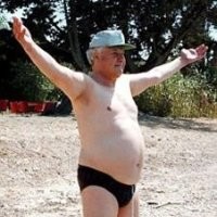 Предлагаю Ельцин-центр использовать по назначению  - больница для людей с алкогольной зависимостью