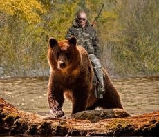сержант Потапов проверил возможность высадки десанта,
захватывает плацдарм и держит его до прихода основных сил