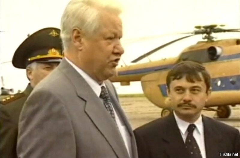 16 августа 1998 г, Ельцин в Новгороде - Дефолта не будет,ясно и четко Ну а 17 августа 1998 упс,извиняйте, Акелла промахнулся