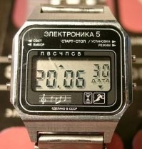 Ну это классика. У меня такие же были, на будильник ставил сонату №11 Моцарта.