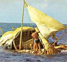 Если б океан можно было так просто пересекать, на таких судёнышках.  Просто отливали бы пластиковую бутылку 5 метров на 2, приделывали бы простенький дизелёк от  Пежо, ставили бы койку, кресло, рулевые приспособы и ноутбук, чтоб не скучно было, и можно таким образом в одиночку или вдвоём, как на обычной легковушке, спокойно путешествовать по миру.. нафиг эти круизные лайнеры, паром, яхты и прочие катамараны?
Но, к сожалению физика весьма беспощадна. Океаническая волна  это не просто красиво, это ещё несколько сотен тон солёной жидкости которые с высоты 15 метров обрушиваются на ваше судно, сминая его в труху. Водичка кстати тоже агрессивная среда, она по чуть-чуть но разрушает различные материалы, а сверху солнышко ещё греет (печёт).. и никуда не денешься, материалы начинаю быстро деградировать и рассыпаться. К тому же термическая напряжённость большая.. судно снизу охлаждается постоянно, а днём нагревается (в тенёк не спрячешься), конструкцию может просто повести и появятся трещины, заломы, выскочат крепёжные узлы и высыплются демпфирующие прокладки..  Есть ещё вибро нагрузки, от постоянных волн. Если брать за промежуток недельку-две таких факторов в тихую погоду. то ничего страшного, а если месяц и больше педалировать по океану.. вам с  99% вероятностью крышка. Тур Хейрдал на плоту ходил и на папирусной лодке..  и то,  там считай по грани прошлись люди (я бы сказал уникальные люди), хотя они делали относительно крупные судна, чтоб компенсировать качку, погасить кинетическую энергию от волны, рассеивать динамические нагрузки и не сразу потонуть если начнётся лёгкий шторм.  Это исключение подтверждающее правило - Соваться в океан, неподготовленном, на кустарно смонитрованном мелком корыте - очевидная попытка суицида.