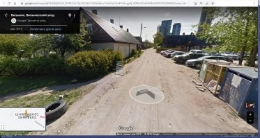 Еще можно вот такие места в центре города отгородить от натовских туристов