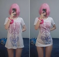 Где посмотреть вот эту? 
Но без футболки.