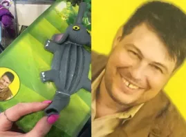 Видимо при том, что это Иван Затевахин. Бессменный автор и ведущий передачи "Диалоги о животных" вот уже 29 лет. И судя по выражению его лица на фотке он не менее удивлён и угарает с того, что продаётся под видом какой-то неведомой зверюги с клоакой, похожей на слив из трубы))