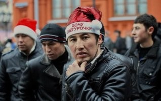 Особо Францией обольщаться не стоит. Если не решить подобную проблему в России то в обозримом будущем нечто подобное будет и тут