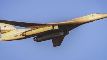 Лучше бы Ту-160м назвали в честь Вольфовича, а потом отправили бы на патрулирование Карибского моря...
