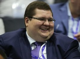 Вот кому точно не помешало бы похудеть!