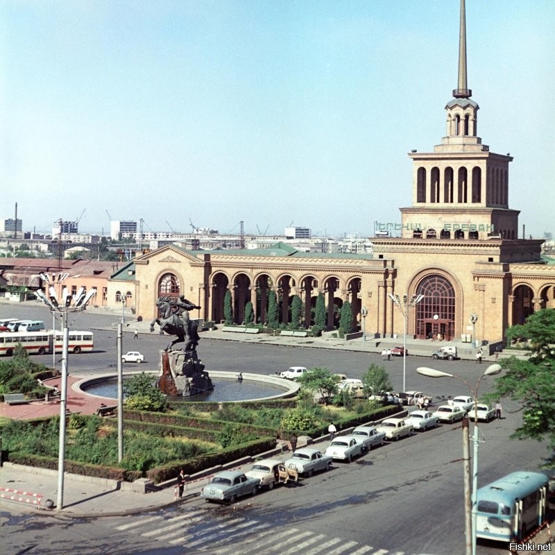 Ереван.Ж/д вокзал.
