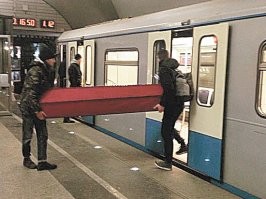 Ежедневно сорок две минуты под землей: удивительные люди метро Москвы